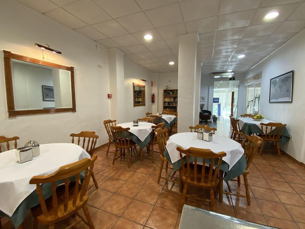 Hostal Pensimar El Altet Εξωτερικό φωτογραφία