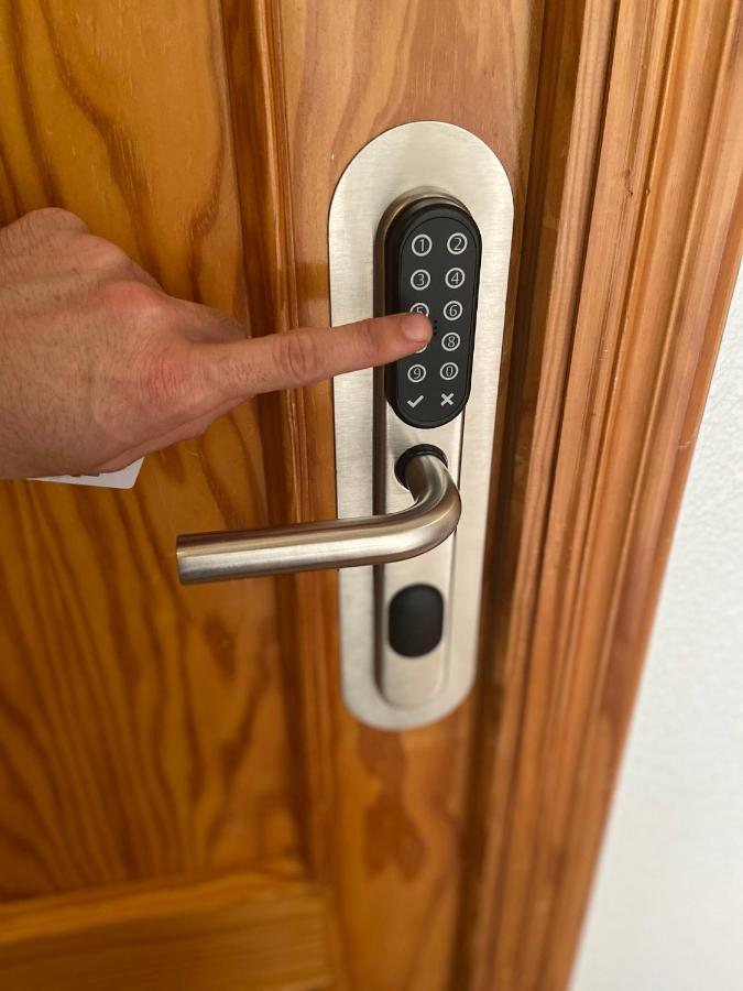 Hostal Pensimar El Altet Εξωτερικό φωτογραφία
