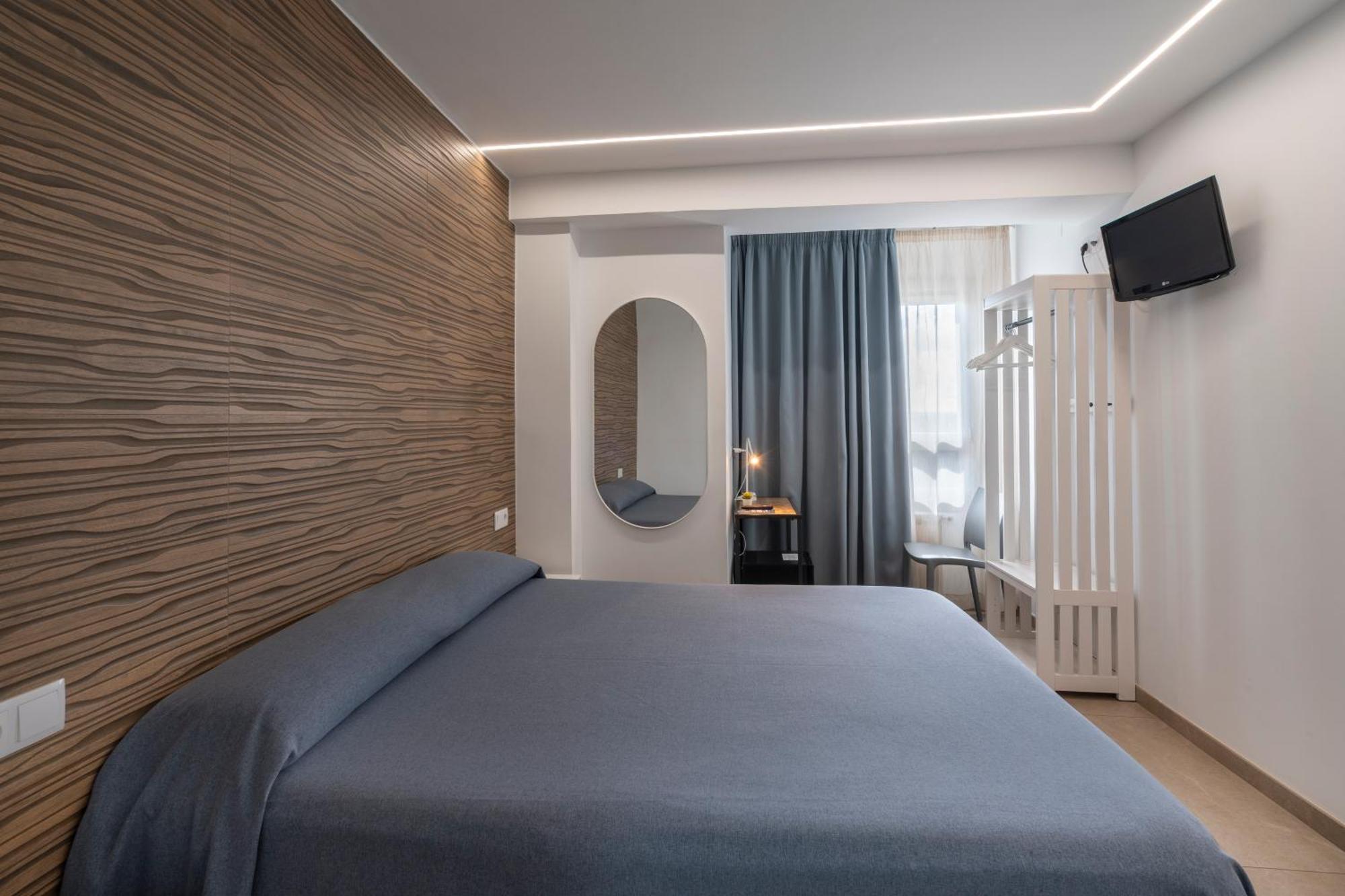 Hostal Pensimar El Altet Εξωτερικό φωτογραφία