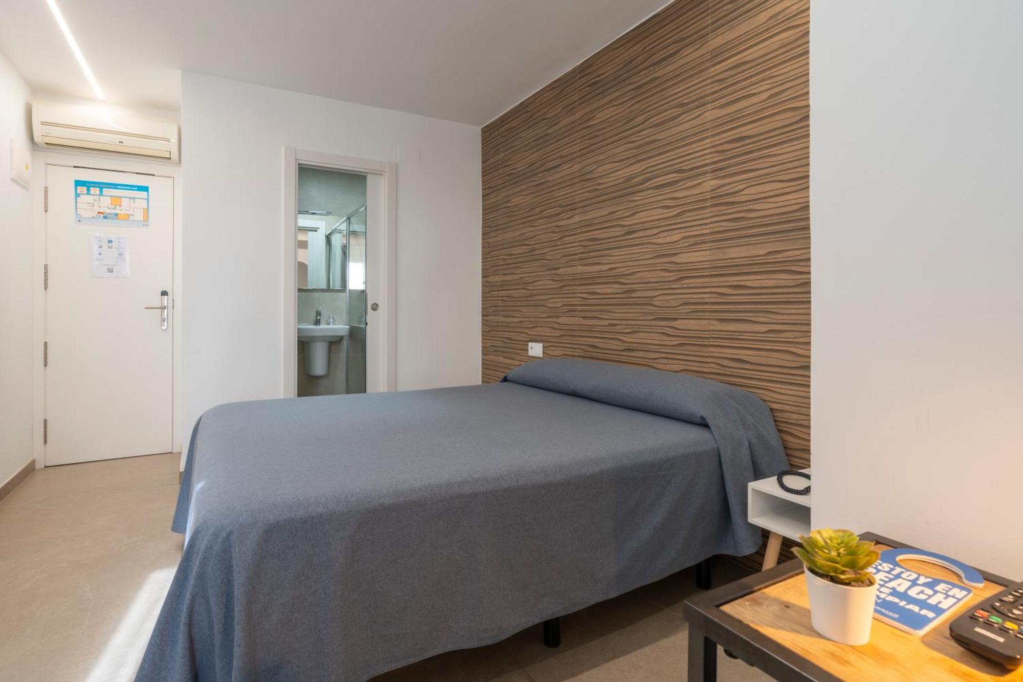 Hostal Pensimar El Altet Εξωτερικό φωτογραφία
