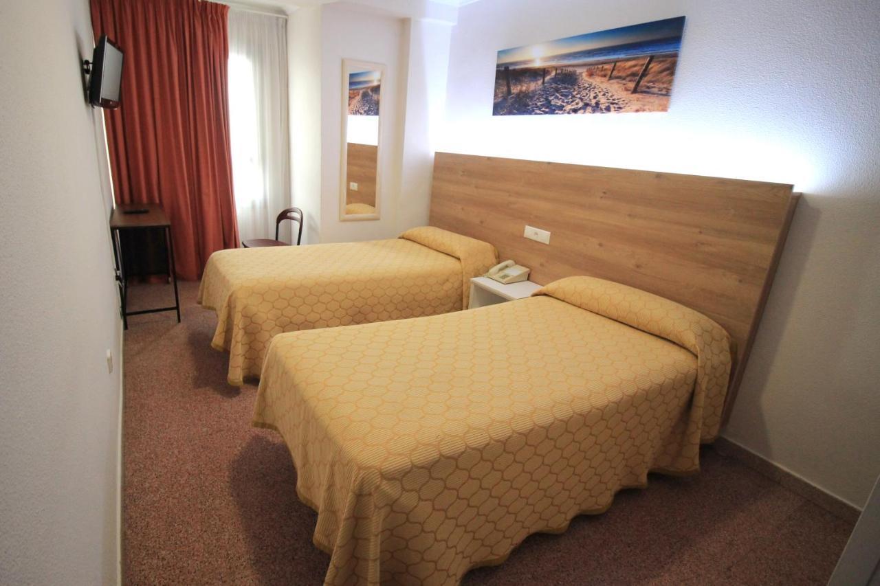 Hostal Pensimar Ξενοδοχείο El Altet Εξωτερικό φωτογραφία