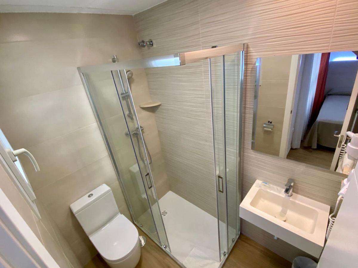 Hostal Pensimar El Altet Εξωτερικό φωτογραφία